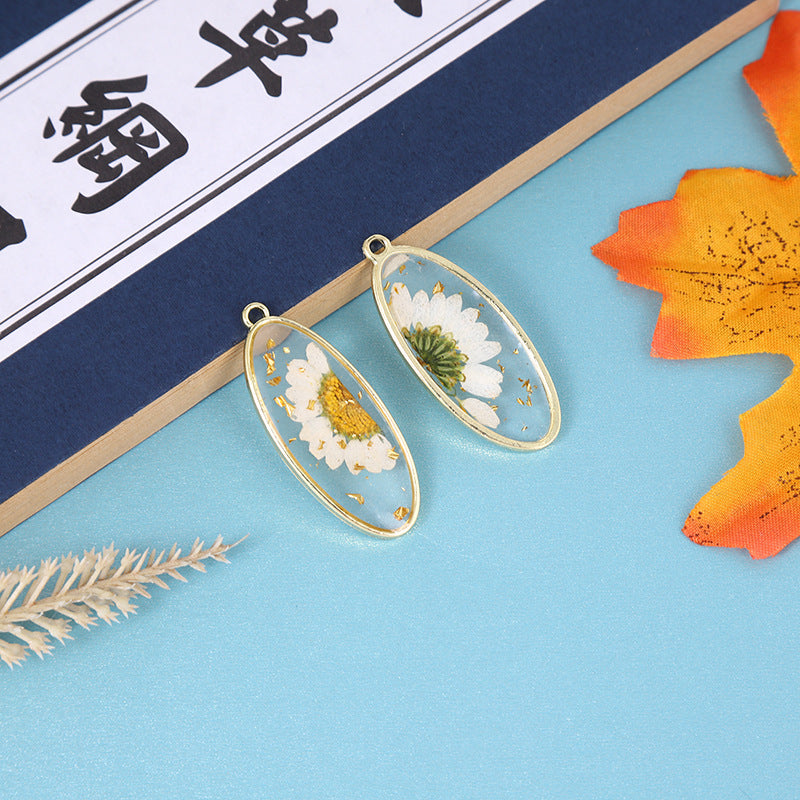 Wholesale 10pcs/pack Oval Water Drops Plant Dried Flower Pendant Leaves Flowers Transparent Resin Handmade DIY Necklace Accessories
